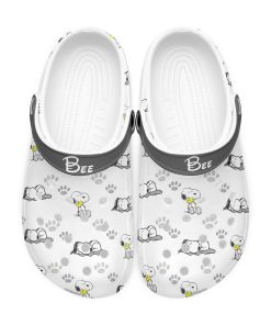 Deschea  Custom Name Snoopy Icon White Clogs Shoes