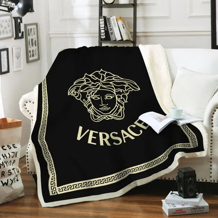 Black Medusa Pattern Versace blanket Black Medusa Pattern Versace blanket