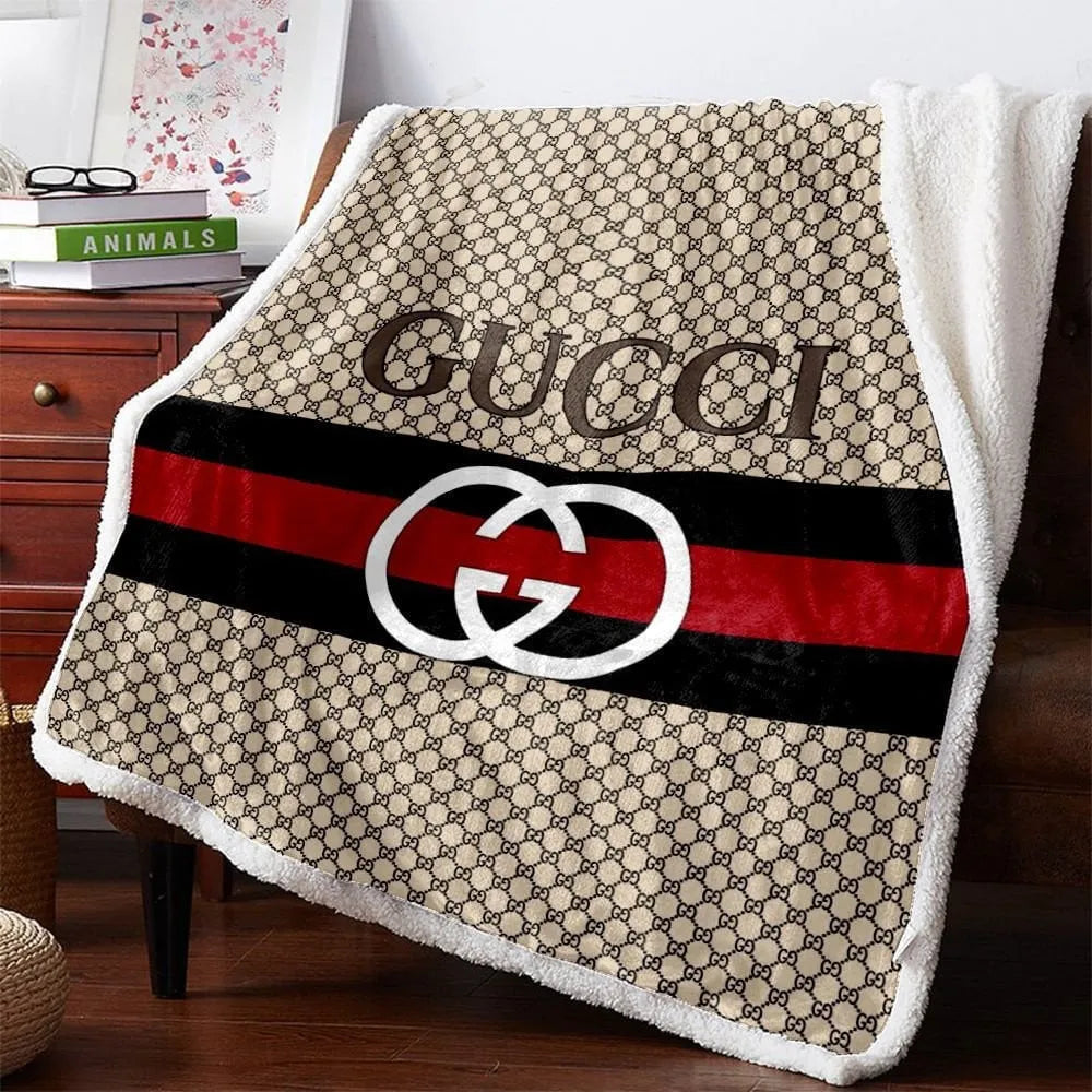 Black & Red Gucci blanket Black & Red Gucci blanket