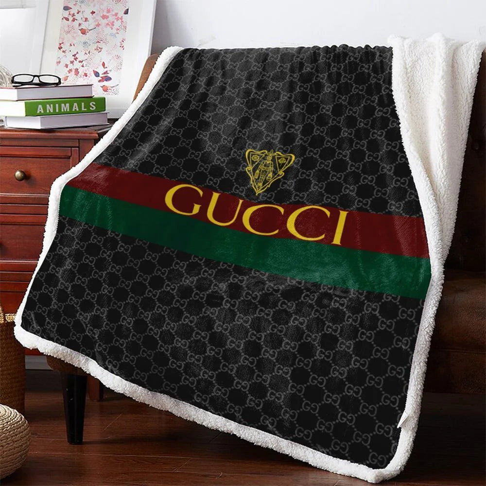 Goldy logo Gucci blanket Goldy logo Gucci blanket