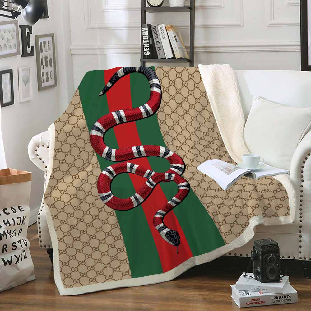 Red Snake Gucci blanket Red Snake Gucci blanket