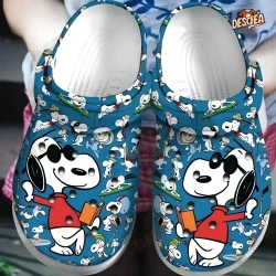 Cool Snoopy Reading Book Peanuts Crocs