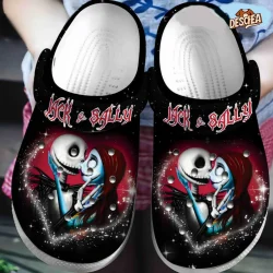 Kissing Jack and Sally In A Shinning Heart Halloween Crocs