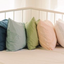 Crinkle Percale Organic Cotton Pillowcase Set Deschea DSC 0094.jpg