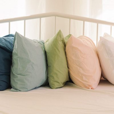 Crinkle Percale Organic Cotton Pillowcase Set Deschea DSC 0094.jpg