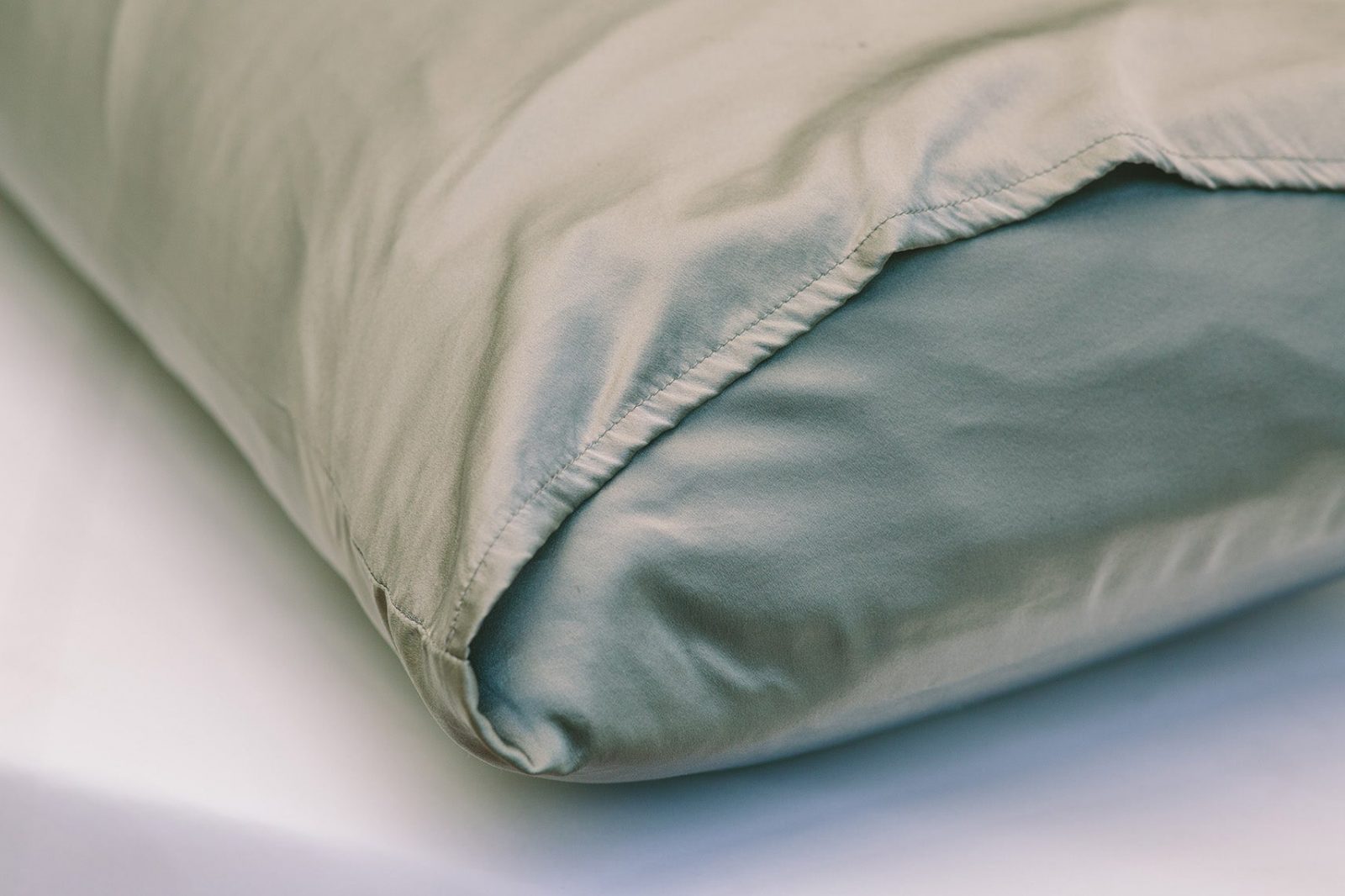 100% Silk Luxury Pillowcase 100% Silk Luxury Pillowcase