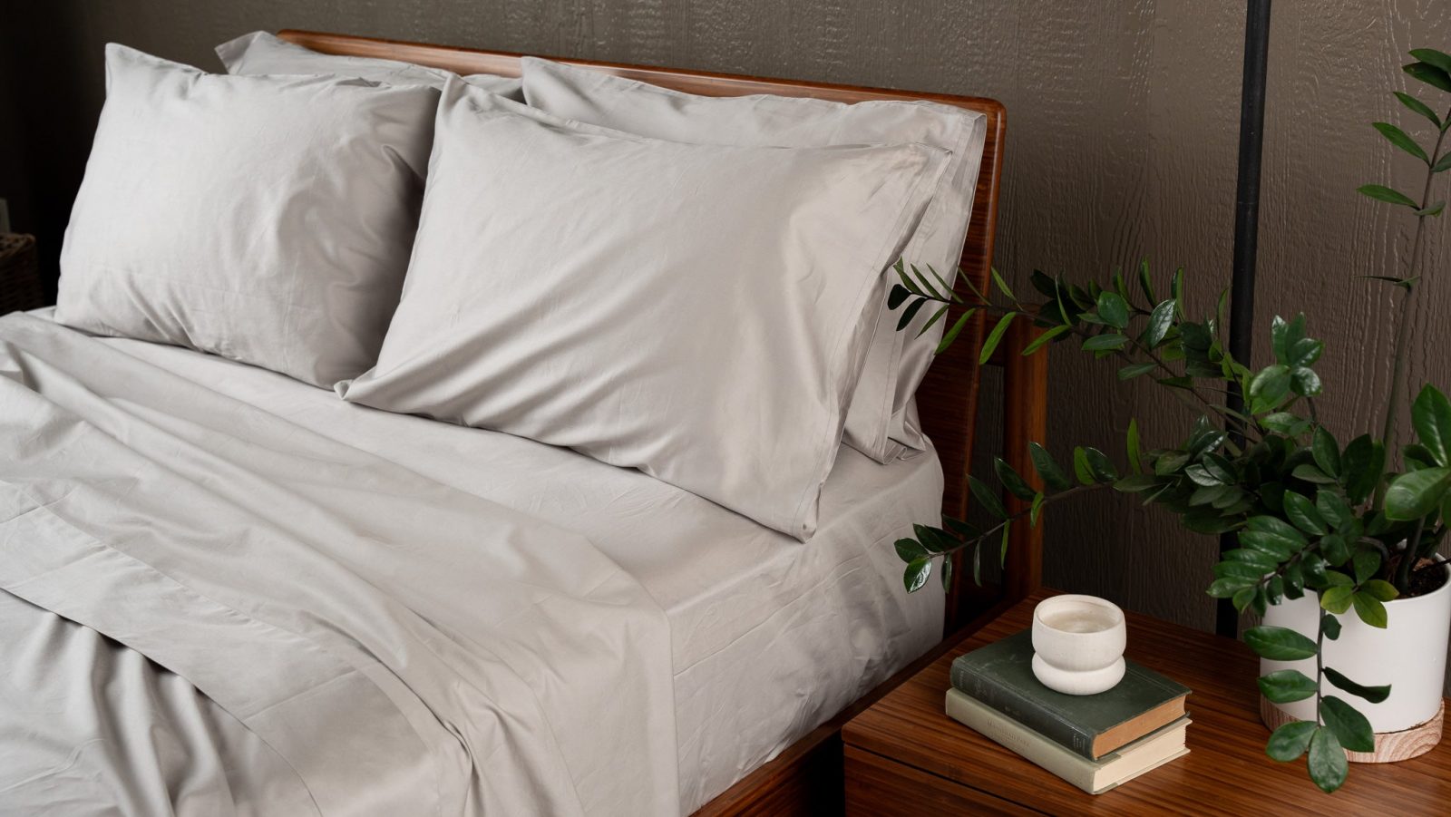 Sateen Organic Cotton Pillowcase Set Sateen Organic Cotton Pillowcase Set