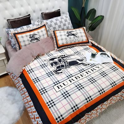 Burberry Bedding Set – TB039