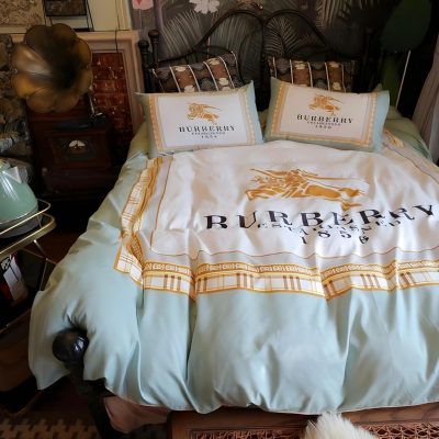 Burberry Bedding Set – TB042