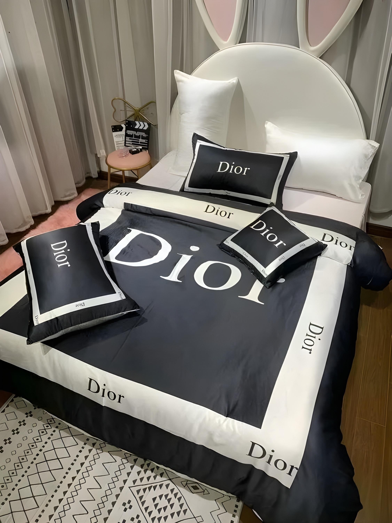 Dior Bedding Set – TB225 Dior Bedding Set – TB225