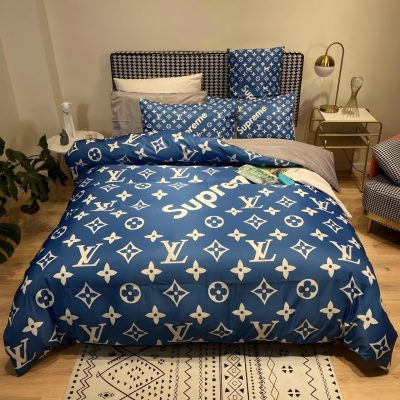 Louis Vuitton Bedding Set – TB537