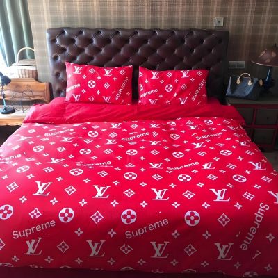 Louis Vuitton Bedding Set – TB584