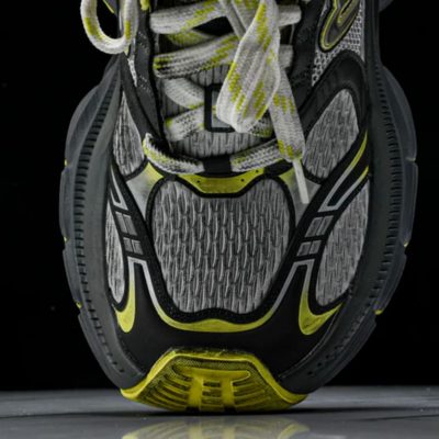 10XL Sneaker Grey Yellow 4.jpg