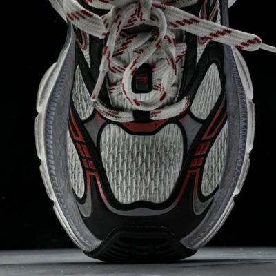 10XL Sneaker White Black Red 4.jpg