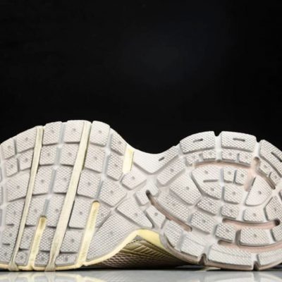 3XL Extreme Lace Sneaker in Light Beige 2.jpg