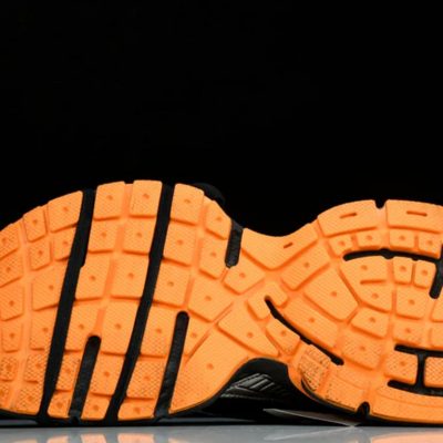 3XL Sneaker Black Orange Grey 2.jpg