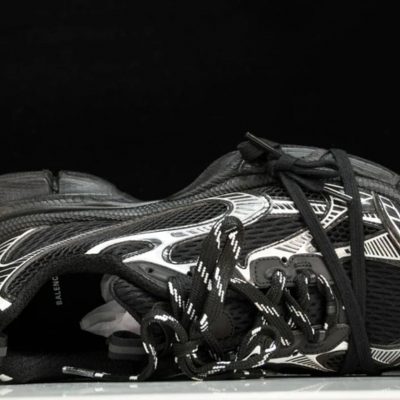 3XL Sneaker Black White 3.jpg