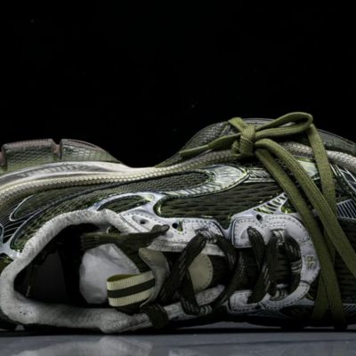 3XL Sneaker Khaki Eggshell 2.jpg