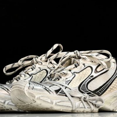 3XL Sneaker White Black 5.jpg