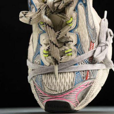3XL Sneaker White Red Blue 4.jpg