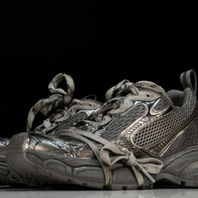 3XL Sneaker Worn out in Grey 5.jpg