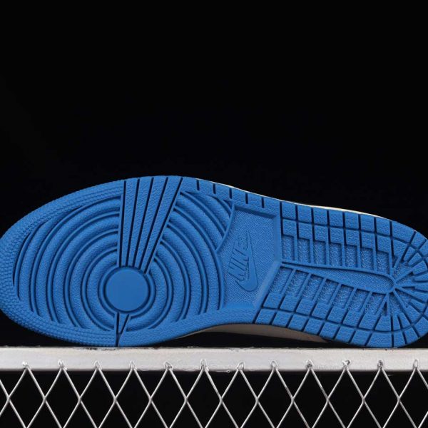 Air Jordan 1 Retro High OG SP Fragment x Travis Scott 3.jpg