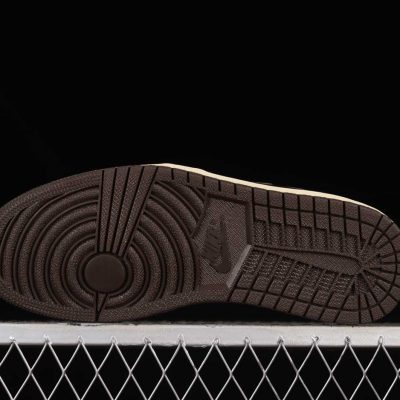 Air Jordan 1 Retro High OG SP Travis Scott Mocha 3.jpg
