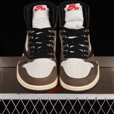 Air Jordan 1 Retro High OG SP Travis Scott Mocha 5.jpg