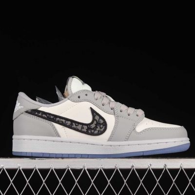 Air Jordan 1 Retro Low Dior 2.jpg