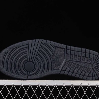Air Jordan 1 Retro Low OG SP Travis Scott Black Phantom 3.jpg