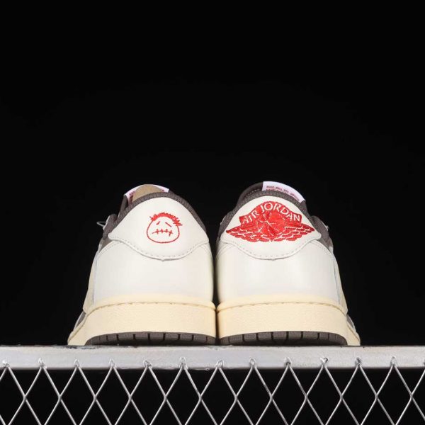 Air Jordan 1 Retro Low OG SP Travis Scott Reverse Mocha 4.jpg