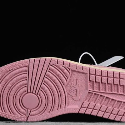 Air Jordan 1 Retro Low OG Travis Scott Dark Pony Deschea Air Jordan 1 Retro Low OG Travis Scott Dark Pony 3.jpg