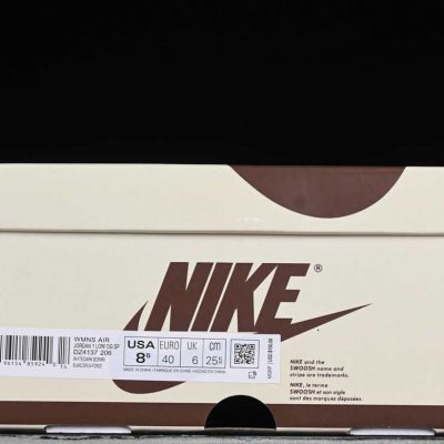 Air Jordan 1 Retro Low OG Travis Scott Dark Pony Deschea Air Jordan 1 Retro Low OG Travis Scott Dark Pony 6.jpg