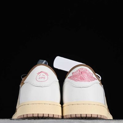 Air Jordan 1 Retro Low OG Travis Scott Sail Shy Pink Deschea Air Jordan 1 Retro Low OG Travis Scott Sail Shy Pink 4.jpg
