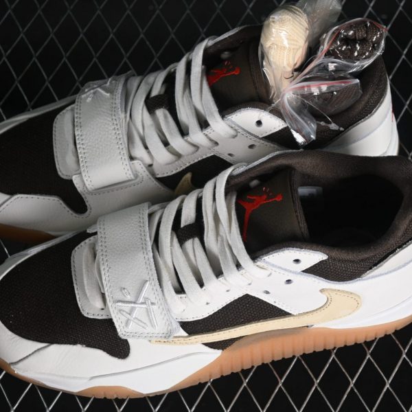 Air Jordan Jumpman Jack TR Travis Scott Sail 5 1 scaled 1.jpg