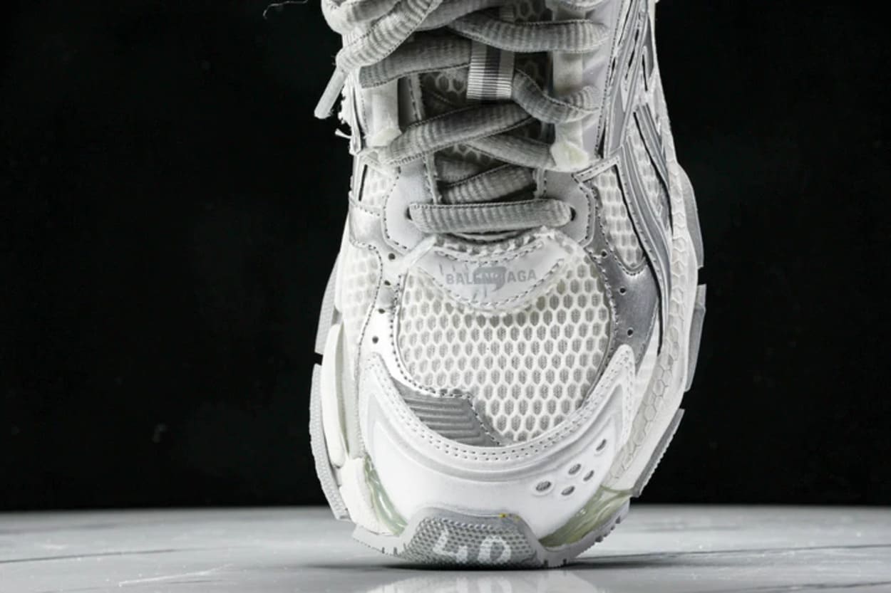 Runner White Grey Silver Runner White Grey Silver