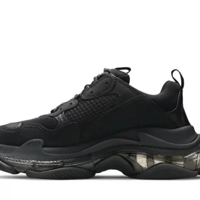 ßalenciaga Triple S Clear Sole Black Deschea Balenciaga Triple S Clear Sole Black 2 800x533 1.webp