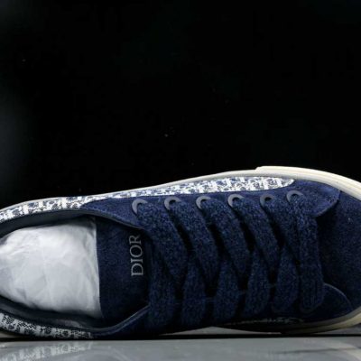 D1or B33 Navy Blue Oblique 3.jpg