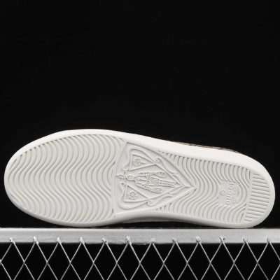 GuCCi Ace Ebony Supreme Bees 4.jpg