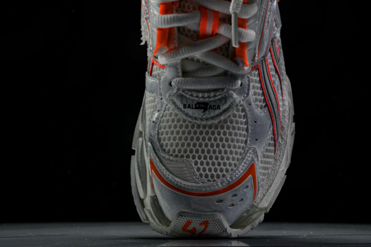 Runner Sneaker ‘Eggshell Neon Orange’ Runner Sneaker ‘Eggshell Neon Orange’