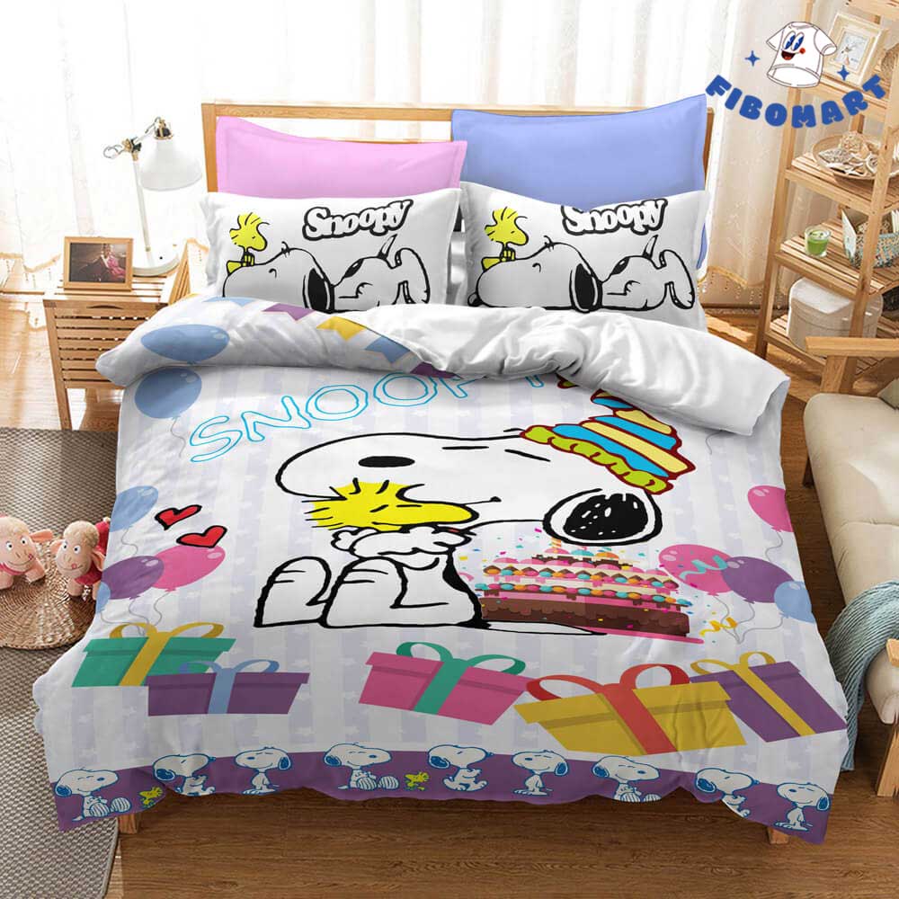 Snoopy Hugging Woodstock Birthday Gifts Bedding Set